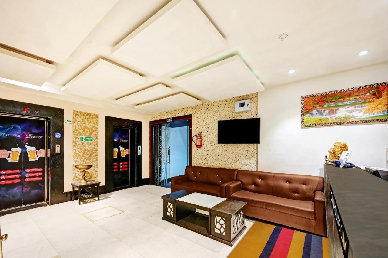 Townhouse Oak Pentagon Residency 호텔 부바네스 외부 사진